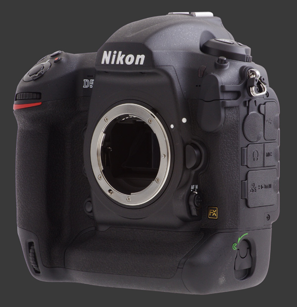 Nikon D5 XQD
