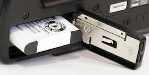 Pentax Optio X70 Battery Compartment