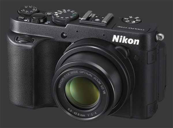 Nikon Coolpix P7700