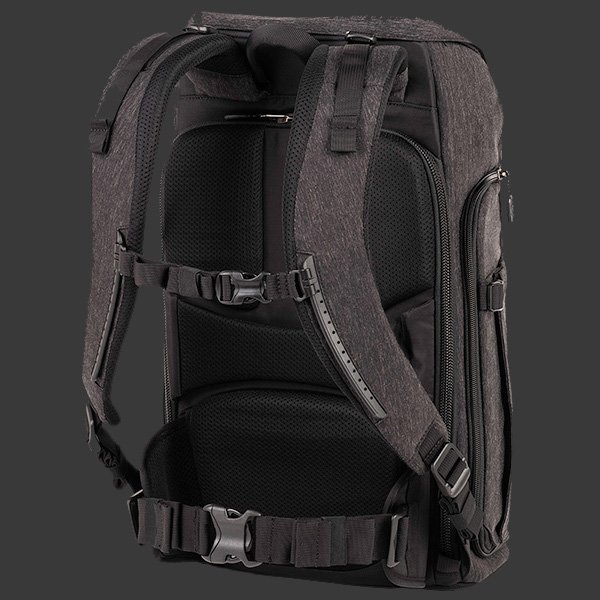 Think Tank Photo Urban Access 15